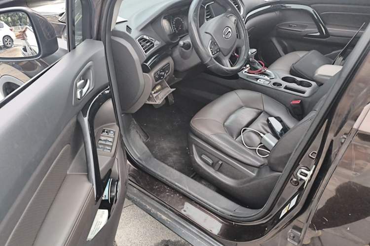 Used GAC Trumpchi GS4 2016 235T G-DCT Luxury Edition Driver Seat