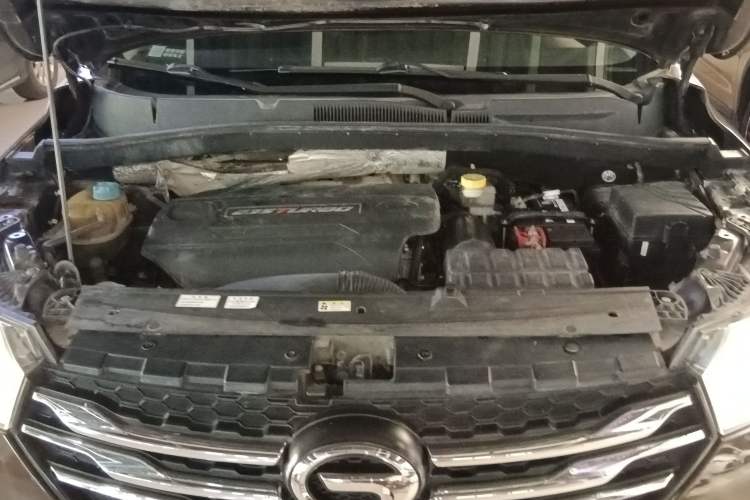 Used GAC Trumpchi GS4 2016 235T G-DCT Elite Edition Engine Bay