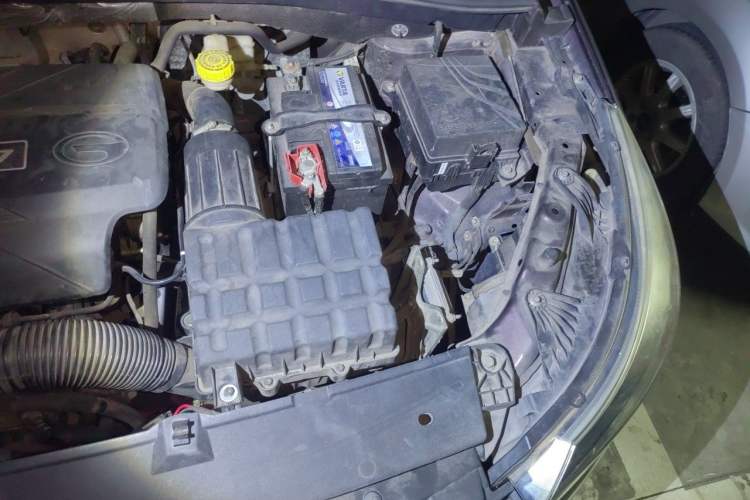 Used GAC Trumpchi GS4 2016 235T G-DCT Elite Edition Engine Bay Left