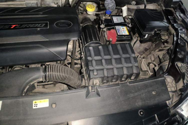 Used GAC Trumpchi GS4 2016 235T G-DCT Luxury Edition Engine Bay Left
