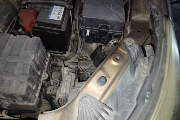 Used GAC Trumpchi GS4 2016 235T G-DCT Luxury Edition Engine Bay Left