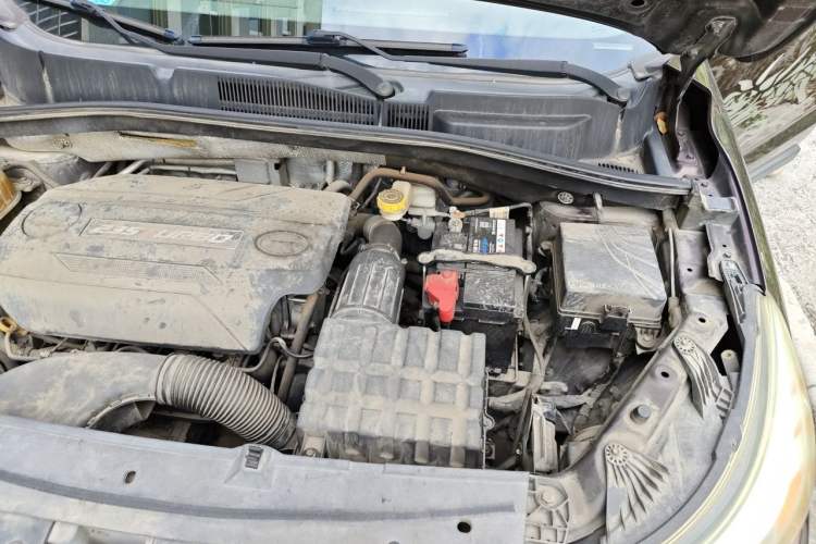 Used GAC Trumpchi GS4 2016 235T G-DCT Luxury Edition Engine Bay Left