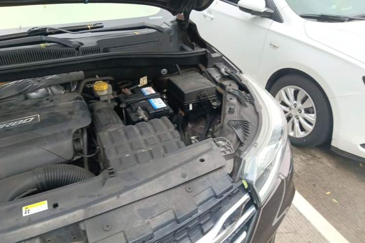 Used GAC Trumpchi GS4 2016 235T Manual Luxury Edition Engine Bay Left