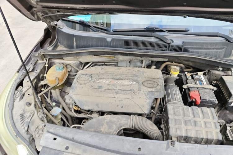 Used GAC Trumpchi GS4 2016 235T G-DCT Luxury Edition Engine Bay Right