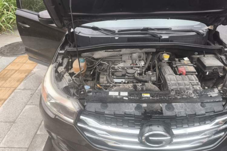 Used GAC Trumpchi GS4 2016 235T G-DCT Luxury Edition Engine Bay Right