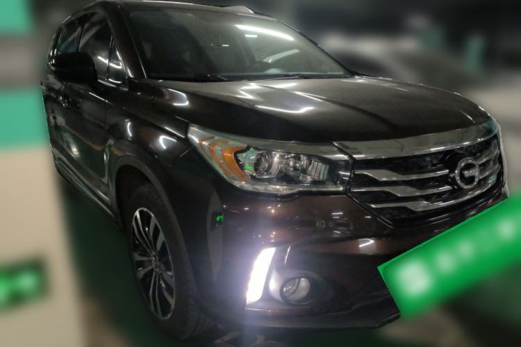 Used GAC Trumpchi GS4 2016 235T G-DCT Luxury Edition Front Right 45 Deg