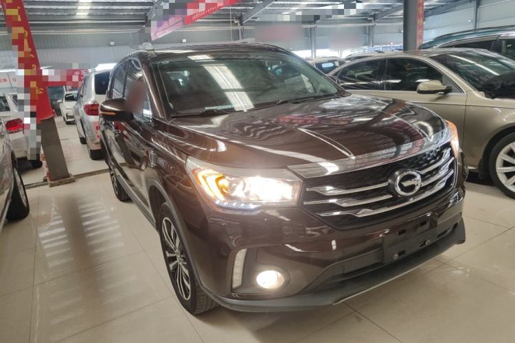 Used GAC Trumpchi GS4 2016 235T Manual Luxury Edition Front Right 45 Deg