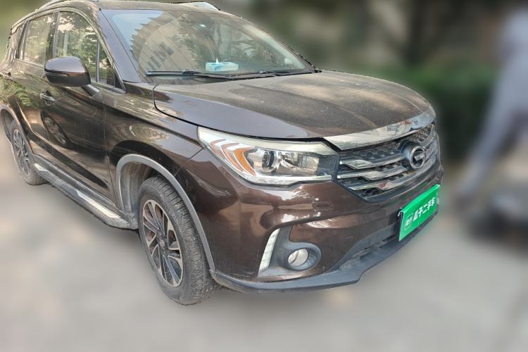 Used GAC Trumpchi GS4 2016 235T G-DCT Elite Edition Front Right 45 Deg