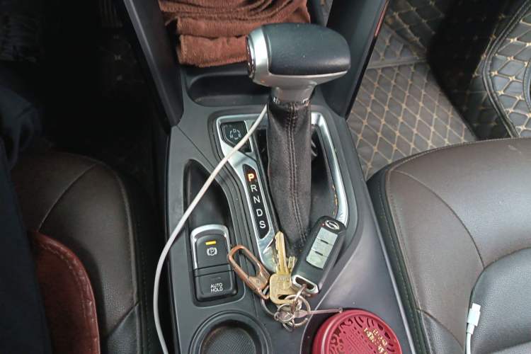 Used GAC Trumpchi GS4 2016 235T G-DCT Elite Edition Gear Lever