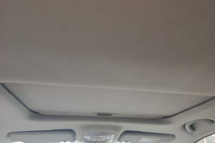 Used GAC Trumpchi GS4 2016 235T Manual Luxury Edition Headliner