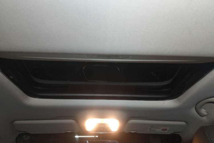 Used GAC Trumpchi GS4 2016 235T G-DCT Luxury Edition Headliner