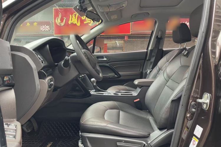 Used GAC Trumpchi GS4 2016 235T G-DCT Elite Edition Interior 2