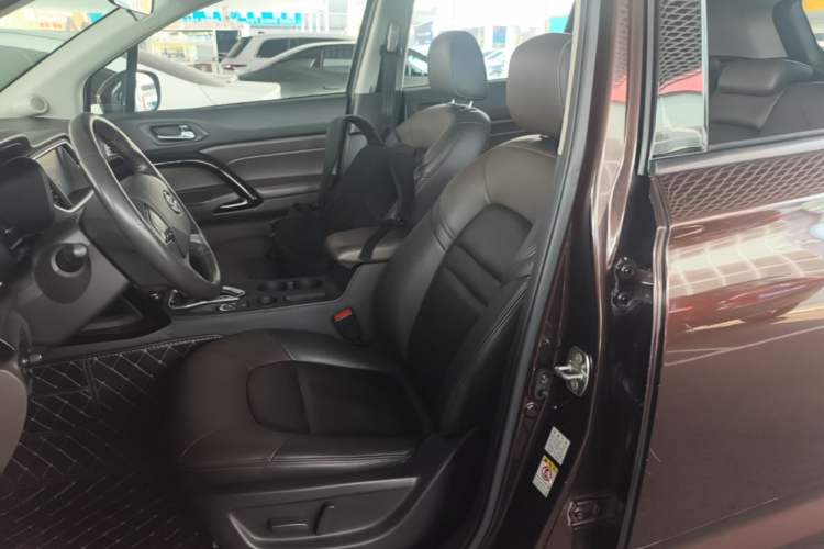 Used GAC Trumpchi GS4 2016 235T G-DCT Luxury Edition Left Front Seat