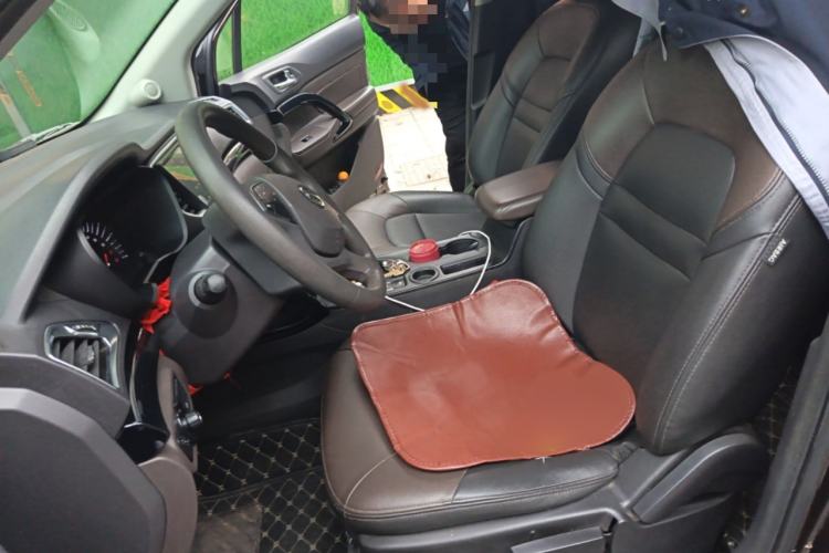 Used GAC Trumpchi GS4 2016 235T G-DCT Elite Edition Left Front Seat