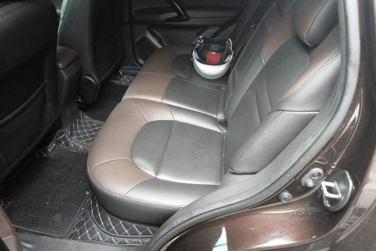 Used GAC Trumpchi GS4 2016 235T Manual Luxury Edition Left Rear Seat
