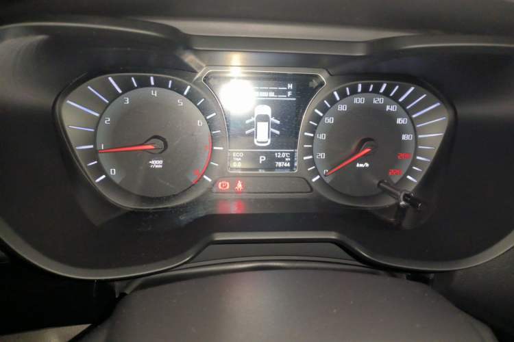 Used GAC Trumpchi GS4 2016 235T G-DCT Luxury Edition Odometer Close Up