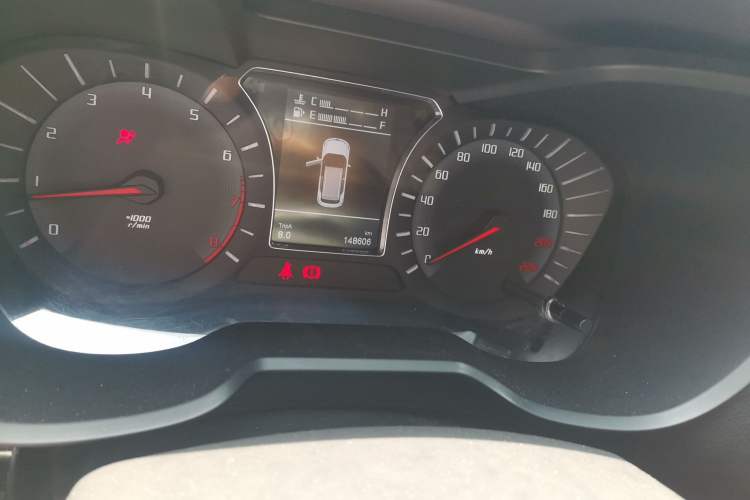 Used GAC Trumpchi GS4 2016 235T Manual Luxury Edition Odometer Close Up