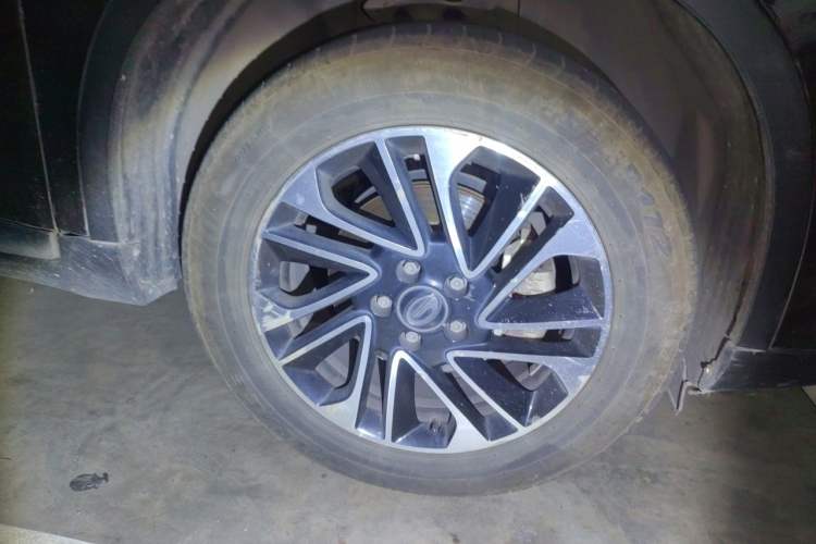 Used GAC Trumpchi GS4 2016 235T G-DCT Elite Edition Right Front Wheel Hub