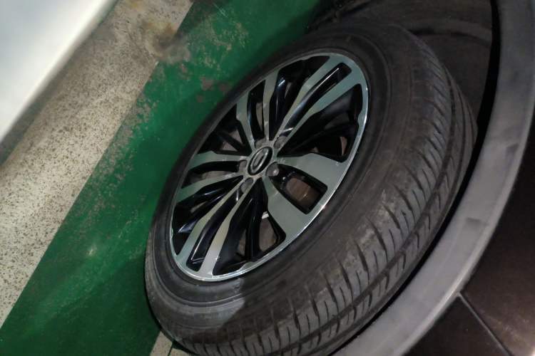 Used GAC Trumpchi GS4 2016 235T G-DCT Luxury Edition Right Front Wheel Hub