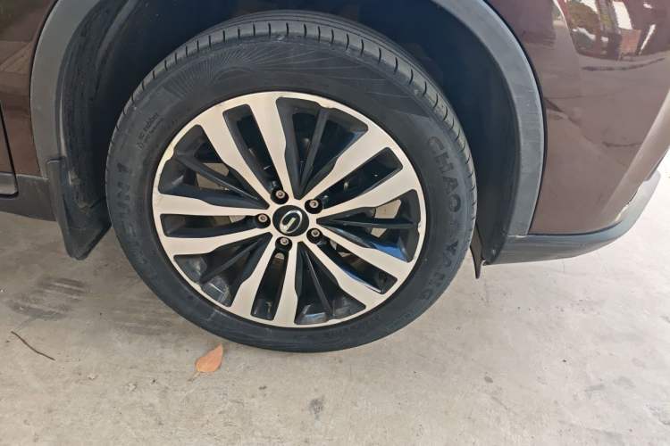 Used GAC Trumpchi GS4 2016 235T Manual Luxury Edition Right Front Wheel Hub