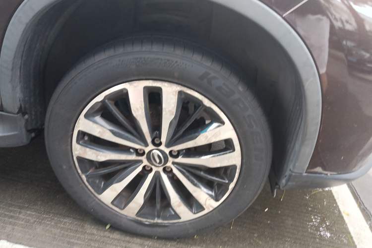 Used GAC Trumpchi GS4 2016 235T Manual Luxury Edition Right Front Wheel Hub
