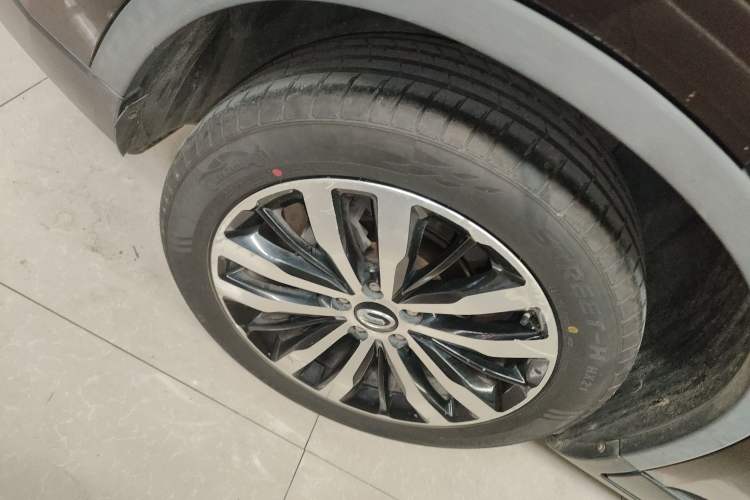 Used GAC Trumpchi GS4 2016 235T Manual Luxury Edition Right Rear Wheel Hub