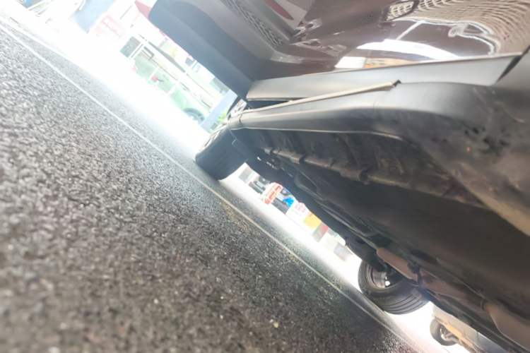 Used GAC Trumpchi GS4 2016 235T G-DCT Luxury Edition Right Side Sill