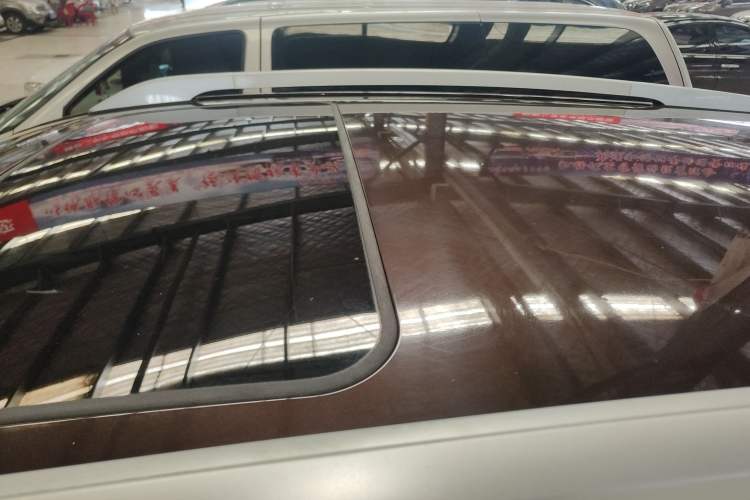 Used GAC Trumpchi GS4 2016 235T Manual Luxury Edition Roof