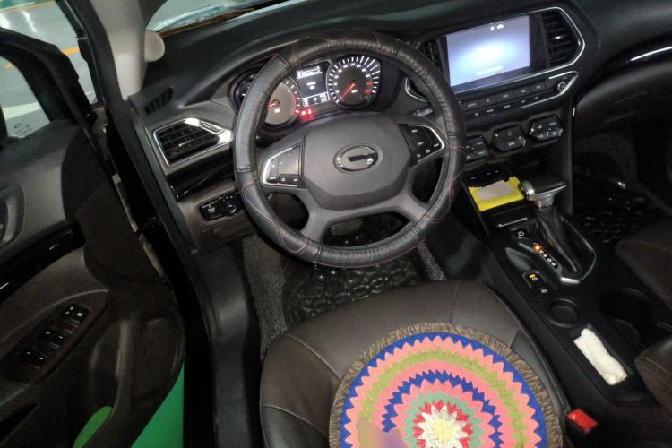 Used GAC Trumpchi GS4 2016 235T G-DCT Luxury Edition Steering Wheel