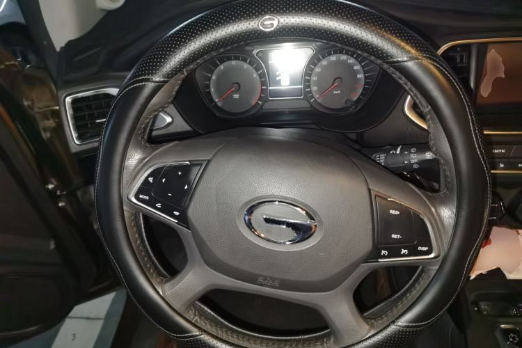 Used GAC Trumpchi GS4 2016 235T G-DCT Luxury Edition Steering Wheel