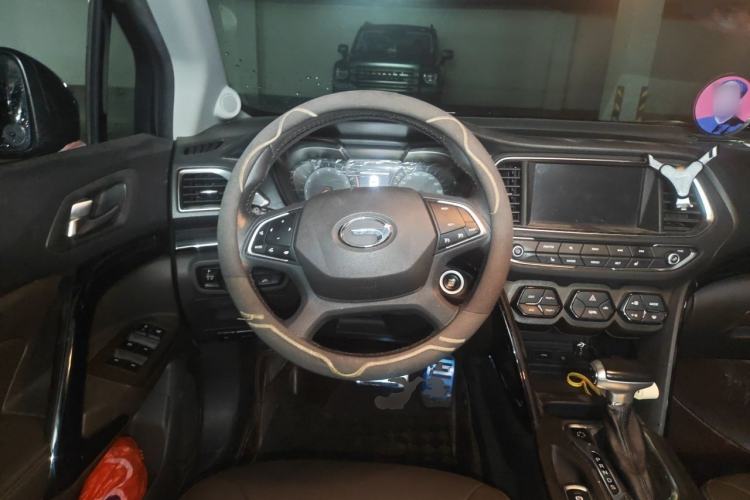 Used GAC Trumpchi GS4 2016 235T G-DCT Luxury Edition Steering Wheel