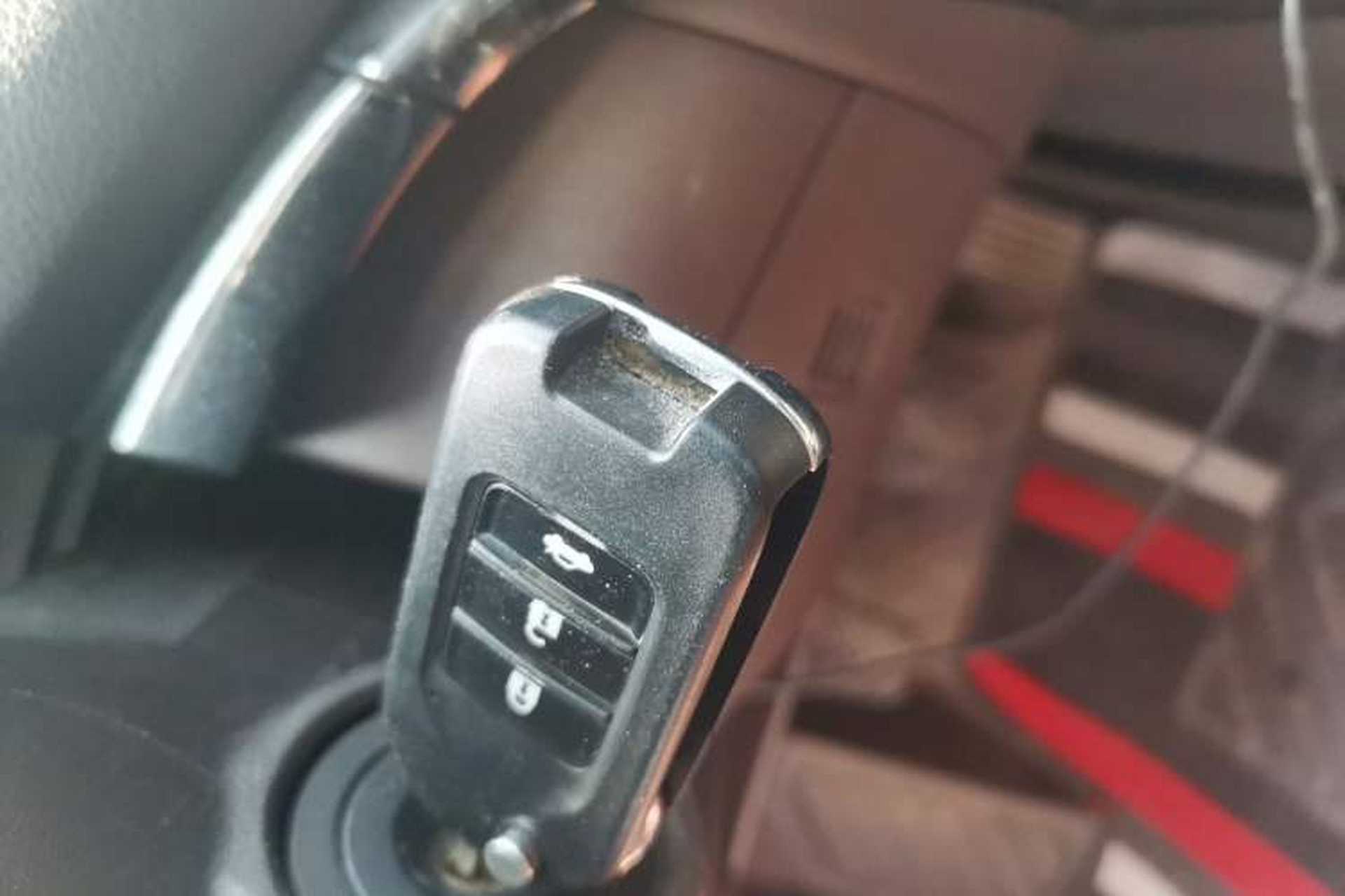 Used GAC Trumpchi GS4 2016 235T Manual Luxury Edition Vehicle Key