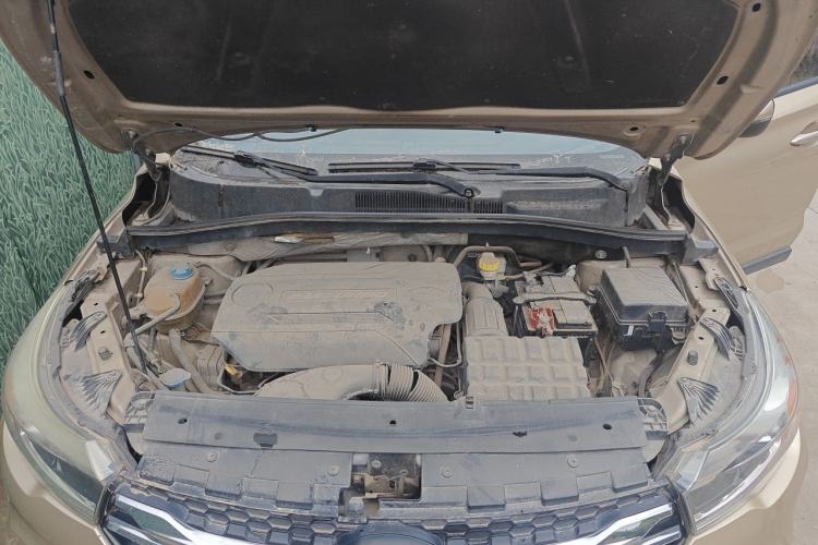 Used GAC Trumpchi GS4 2016 235T Manual Luxury Edition Engine Bay