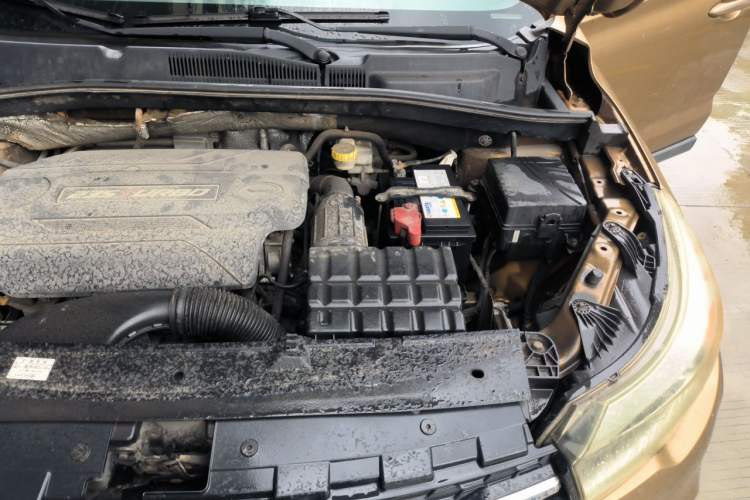 Used GAC Trumpchi GS4 2016 235T G-DCT Luxury Edition Engine Bay Left