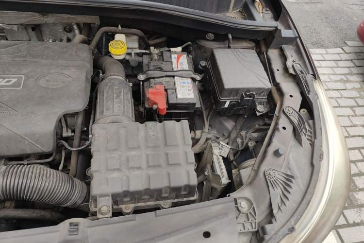 Used GAC Trumpchi GS4 2016 235T G-DCT Elite Edition Engine Bay Left