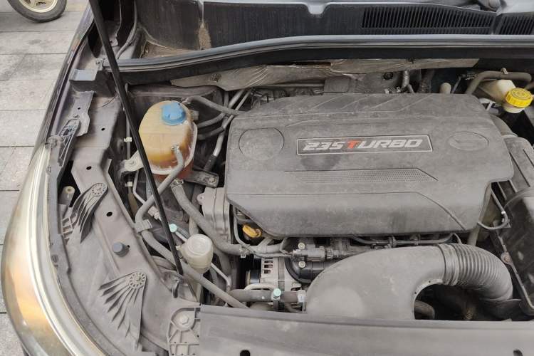Used GAC Trumpchi GS4 2016 235T G-DCT Elite Edition Engine Bay Right