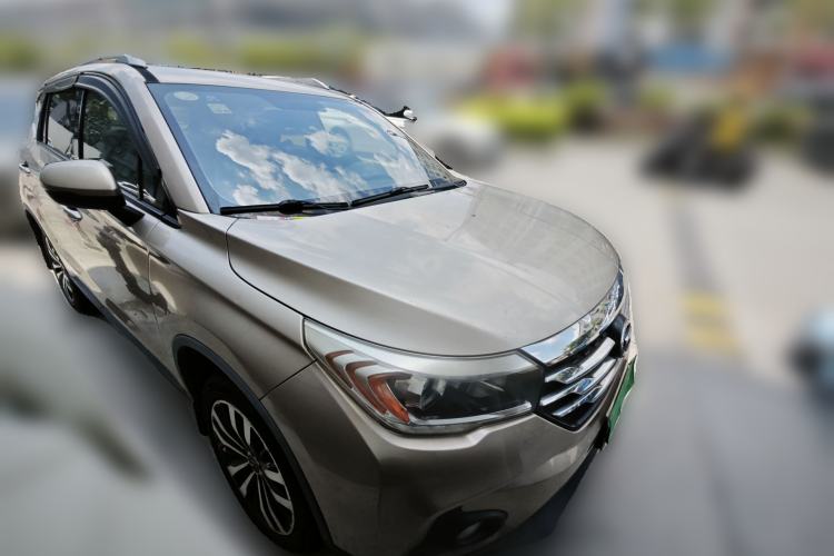 Used GAC Trumpchi GS4 2016 235T G-DCT Luxury Edition Front Right 45 Deg