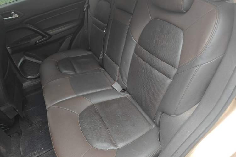 Used GAC Trumpchi GS4 2016 235T Manual Luxury Edition Left Rear Seat
