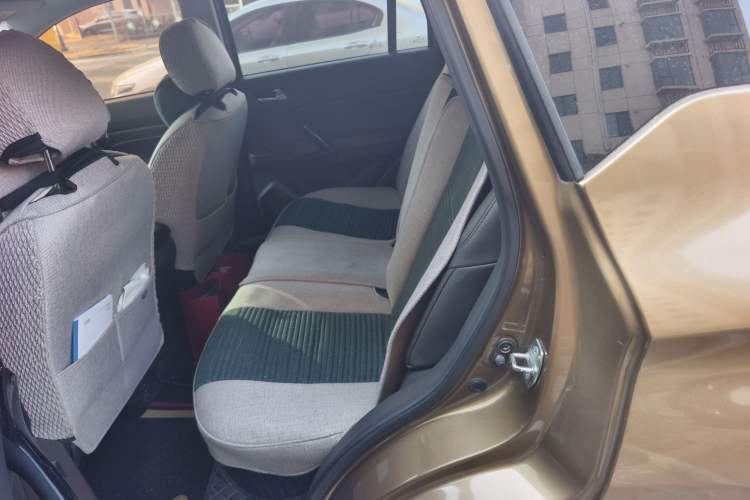 Used GAC Trumpchi GS4 2016 235T G-DCT Luxury Edition Left Rear Seat