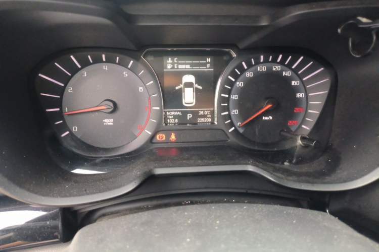 Used GAC Trumpchi GS4 2016 235T G-DCT Luxury Edition Odometer Close Up