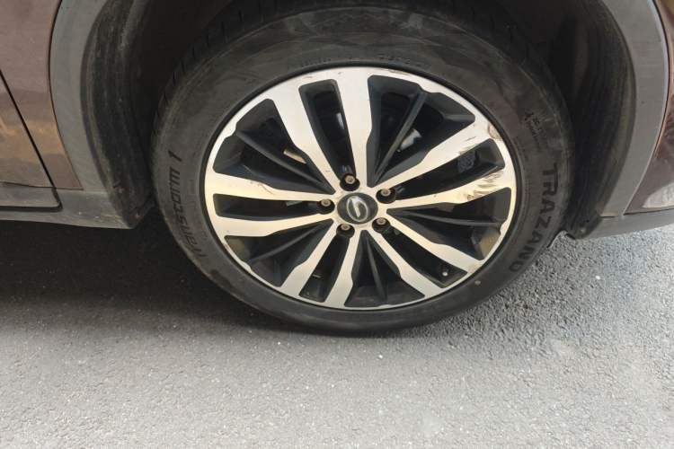 Used GAC Trumpchi GS4 2016 235T G-DCT Luxury Edition Right Front Wheel Hub
