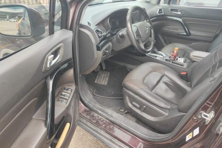 Used GAC Trumpchi GS4 2016 235T G-DCT Premium Edition Driver Seat