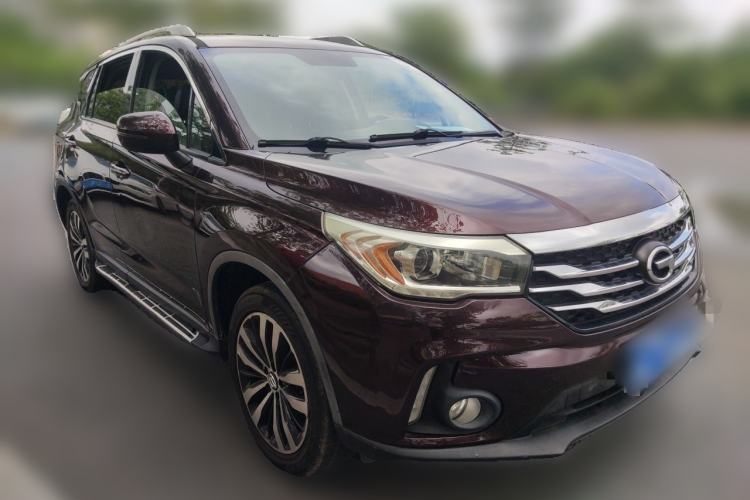 Used GAC Trumpchi GS4 2016 235T Manual Luxury Edition Front Right 45 Deg