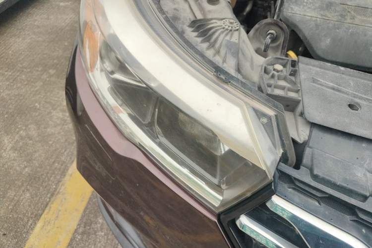 Used GAC Trumpchi GS4 2016 235T G-DCT Premium Edition Right Front Headlight