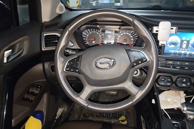 Used GAC Trumpchi GS4 2016 235T G-DCT Luxury Edition Steering Wheel