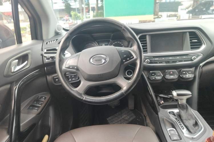 Used GAC Trumpchi GS4 2016 235T G-DCT Premium Edition Steering Wheel
