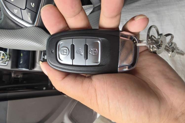 Used GAC Trumpchi GS4 2016 235T Manual Luxury Edition Vehicle Key