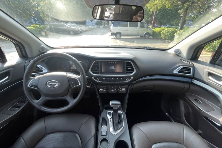 Used GAC Trumpchi GS4 2016 235T G-DCT Luxury Edition Interior 10