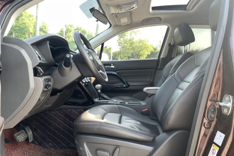 Used GAC Trumpchi GS4 2016 235T G-DCT Luxury Edition Interior 13