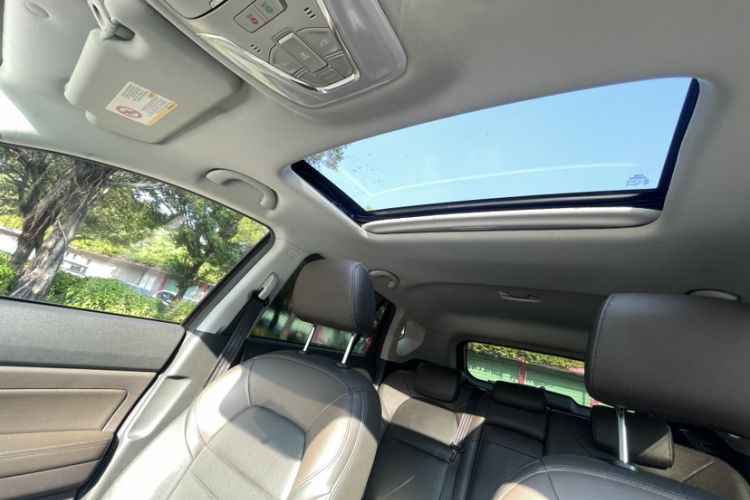 Used GAC Trumpchi GS4 2016 235T G-DCT Luxury Edition Interior 2